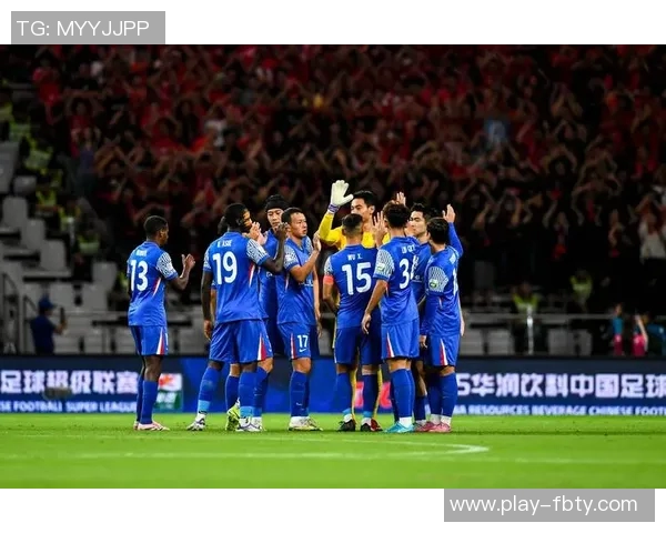 中超收官战激战正酣海港争冠与申花奇迹之战谁能胜出