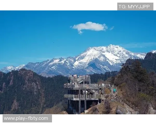 克雷桑分享假期快乐游记畅游成都西岭雪山美景尽收眼底