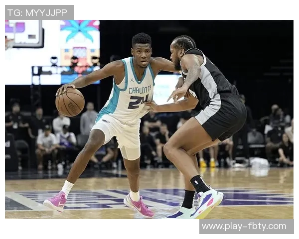 布兰登米勒表现出色17投9中砍下并列最高26分三分球命中率高达50